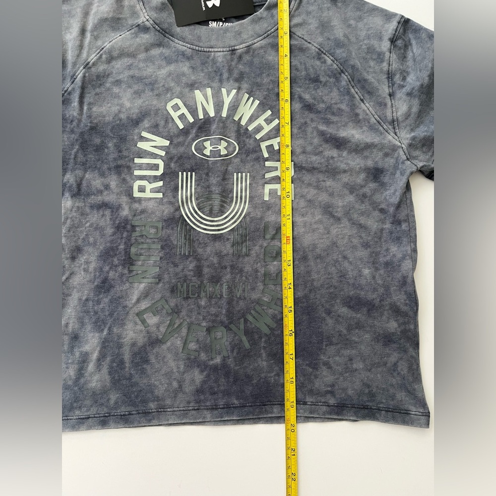 Under Armour | NWT Run Anywhere Short Sleeve Tee - Picture 10 of 10